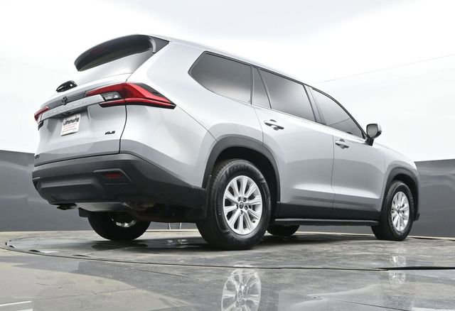 Used 2024 Toyota Grand Highlander XLE image 28