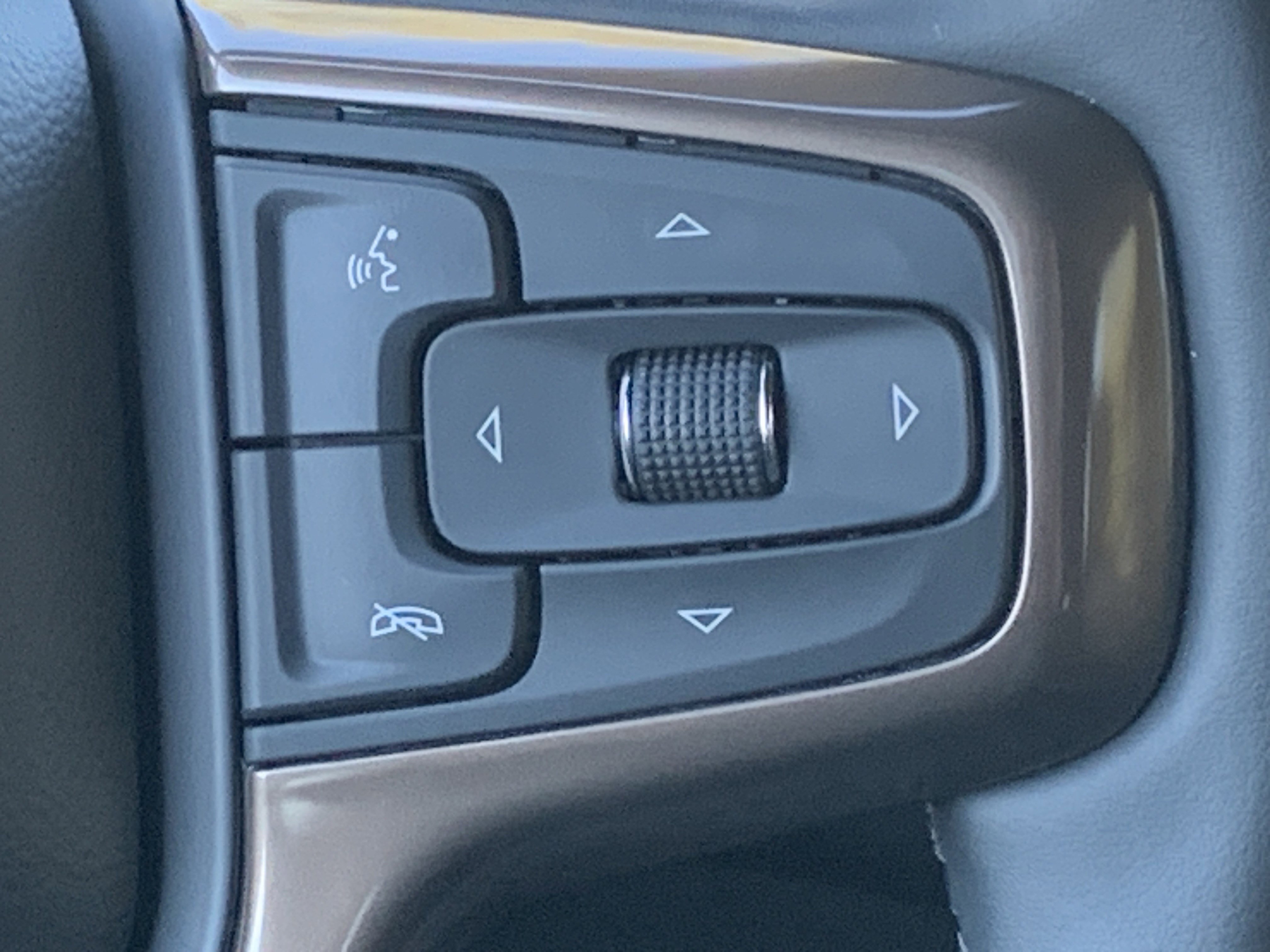 Used 2024 Chevrolet Suburban High Country w/ Max Trailering Package image 19