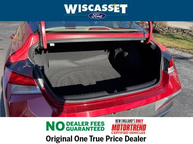 Used 2024 Hyundai Elantra SEL image 9