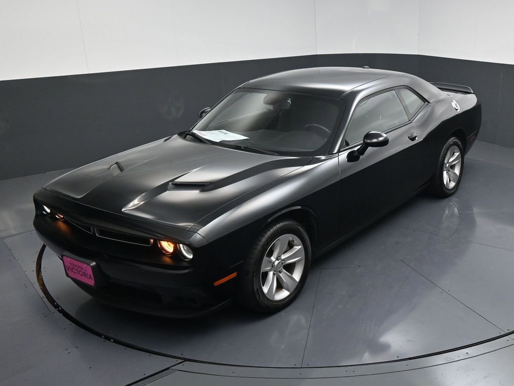 Used 2023 Dodge Challenger SXT image 15