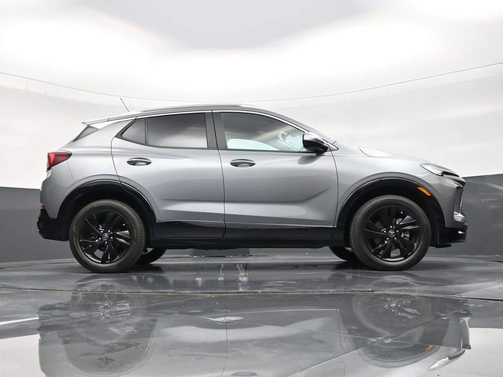 Used 2024 Buick Encore GX Sport Touring FWD image 25