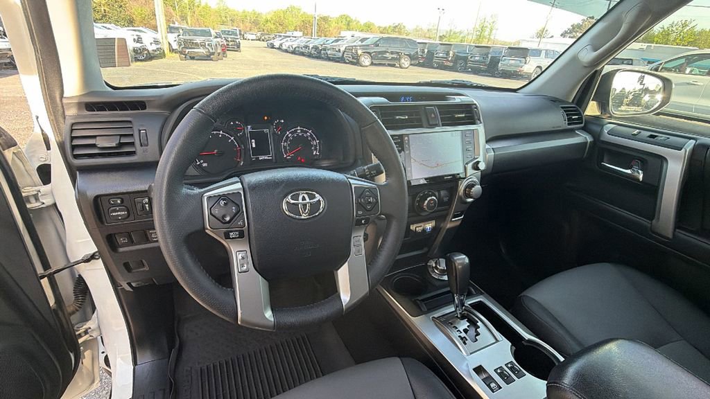 Used 2022 Toyota 4Runner SR5 Premium image 22