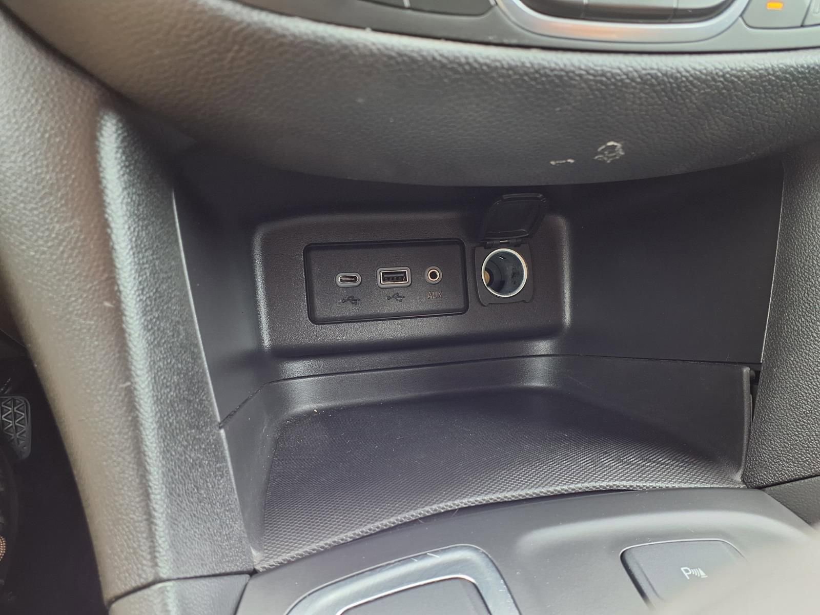 Used 2024 Chevrolet Equinox LT AWD/4WD image 12