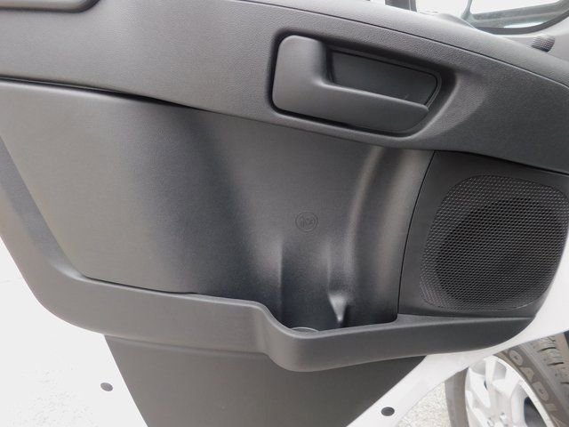 New 2024 RAM ProMaster 2500 w/ Quick Order Package 22G SLT image 22