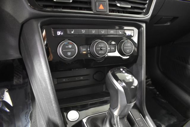 Used 2024 Volkswagen Taos SE FWD image 23