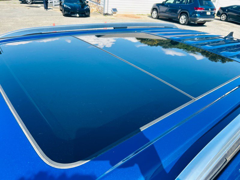 Used 2021 Ford Explorer Limited w/ Equipment Group 301A image 19