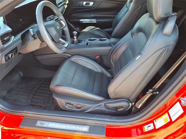 Used 2024 Ford Mustang GT Premium image 11