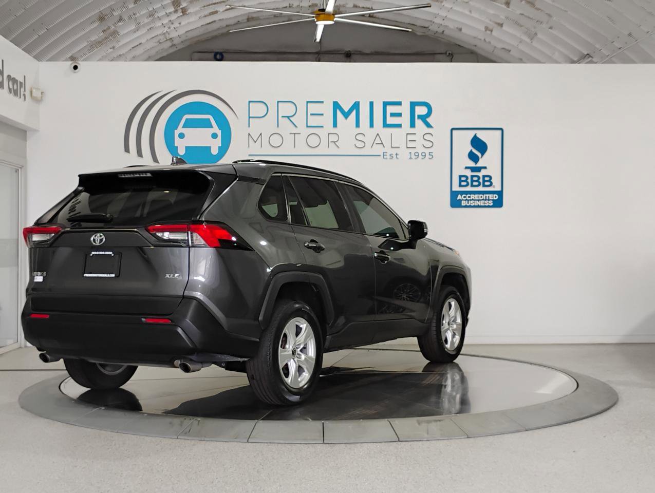 Used 2021 Toyota RAV4 XLE FWD image 68