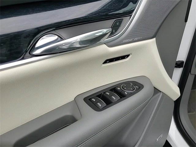 Certified 2022 Cadillac XT6 Premium Luxury w/ Technology Package image 13