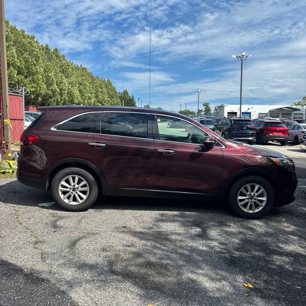 Used 2019 Kia Sorento FWD V6 image 7
