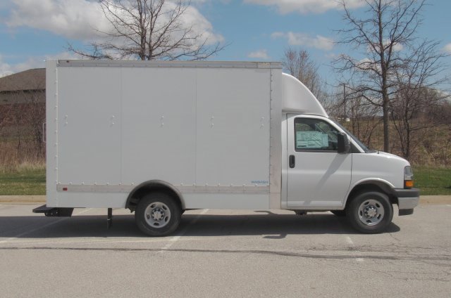 New 2024 Chevrolet Express 3500 w/ Power Convenience Package image 2
