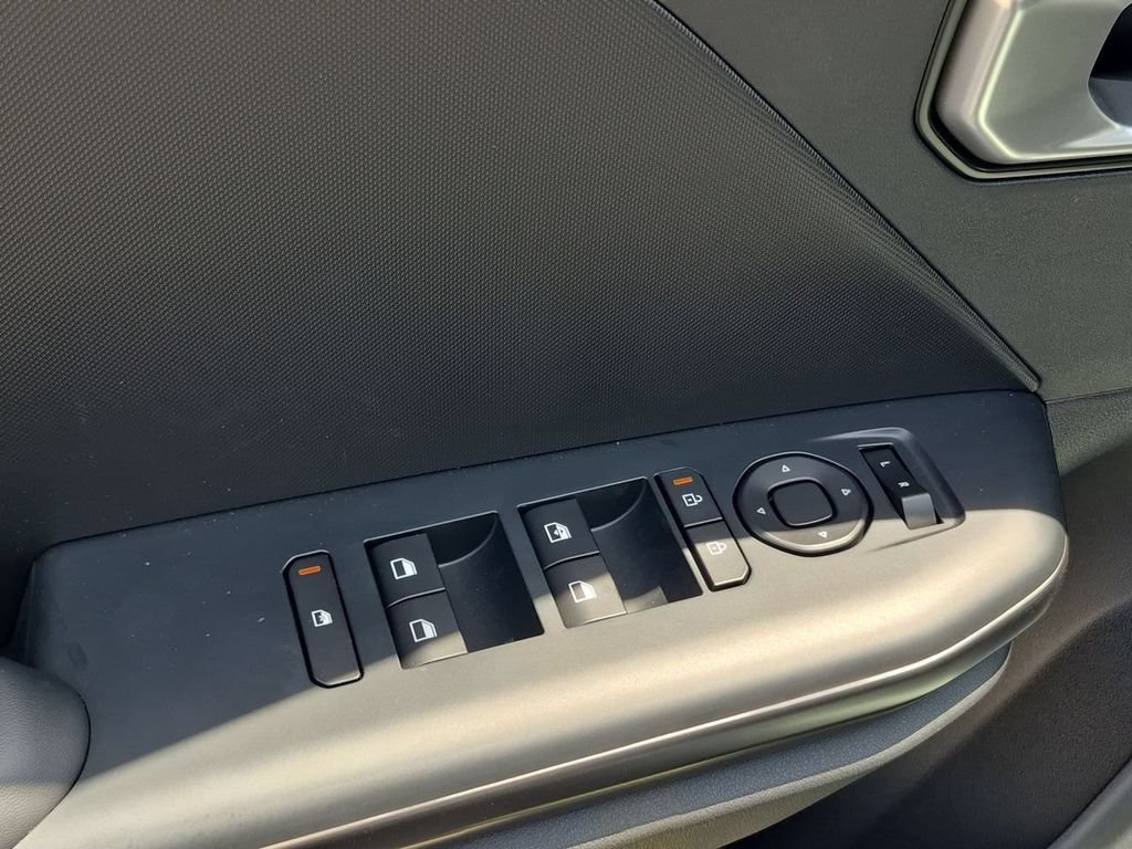 New 2026 Kia K4 FWD image 23