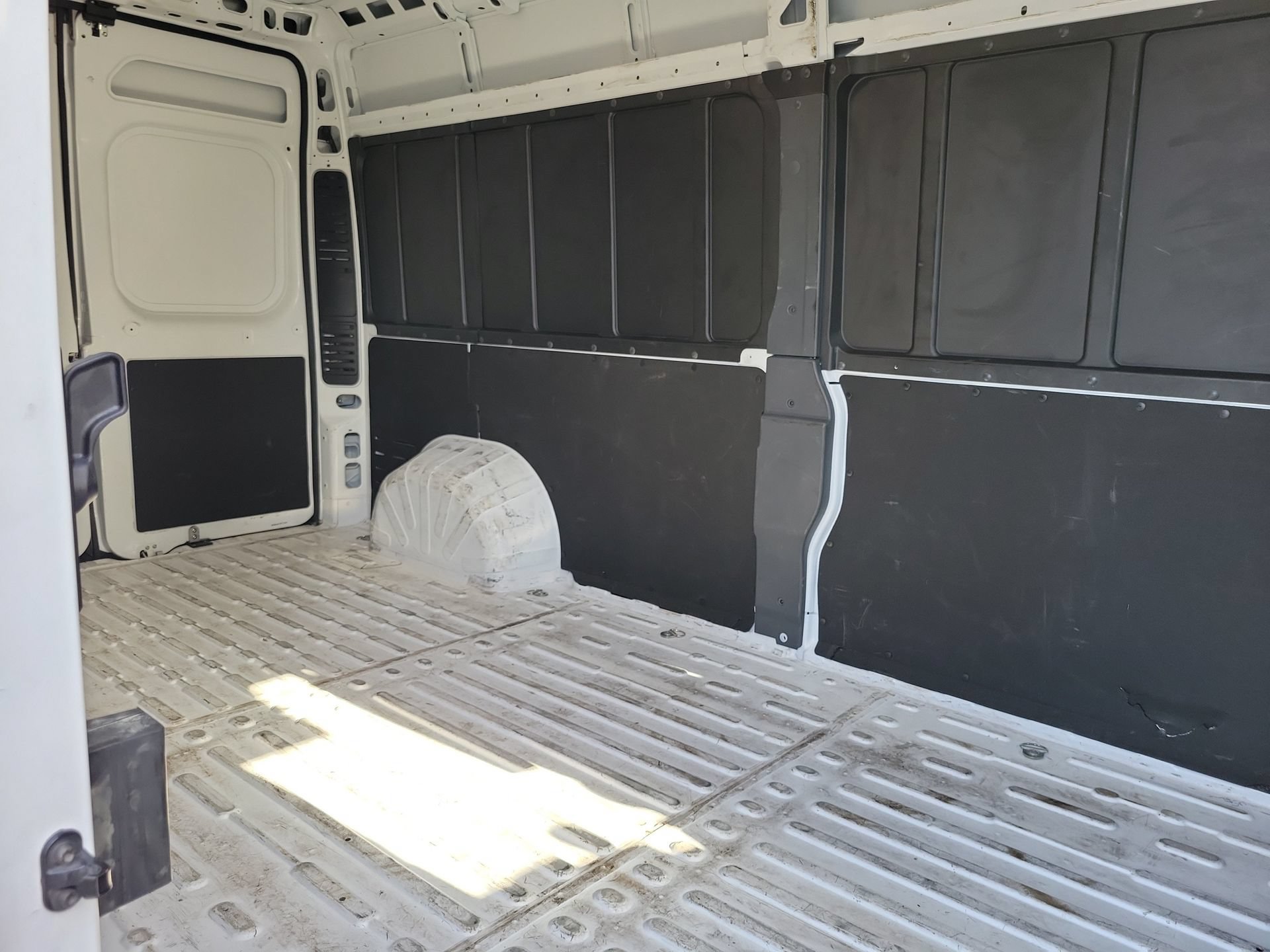 Used 2025 RAM ProMaster 3500 w/ Convenience Group FWD image 20