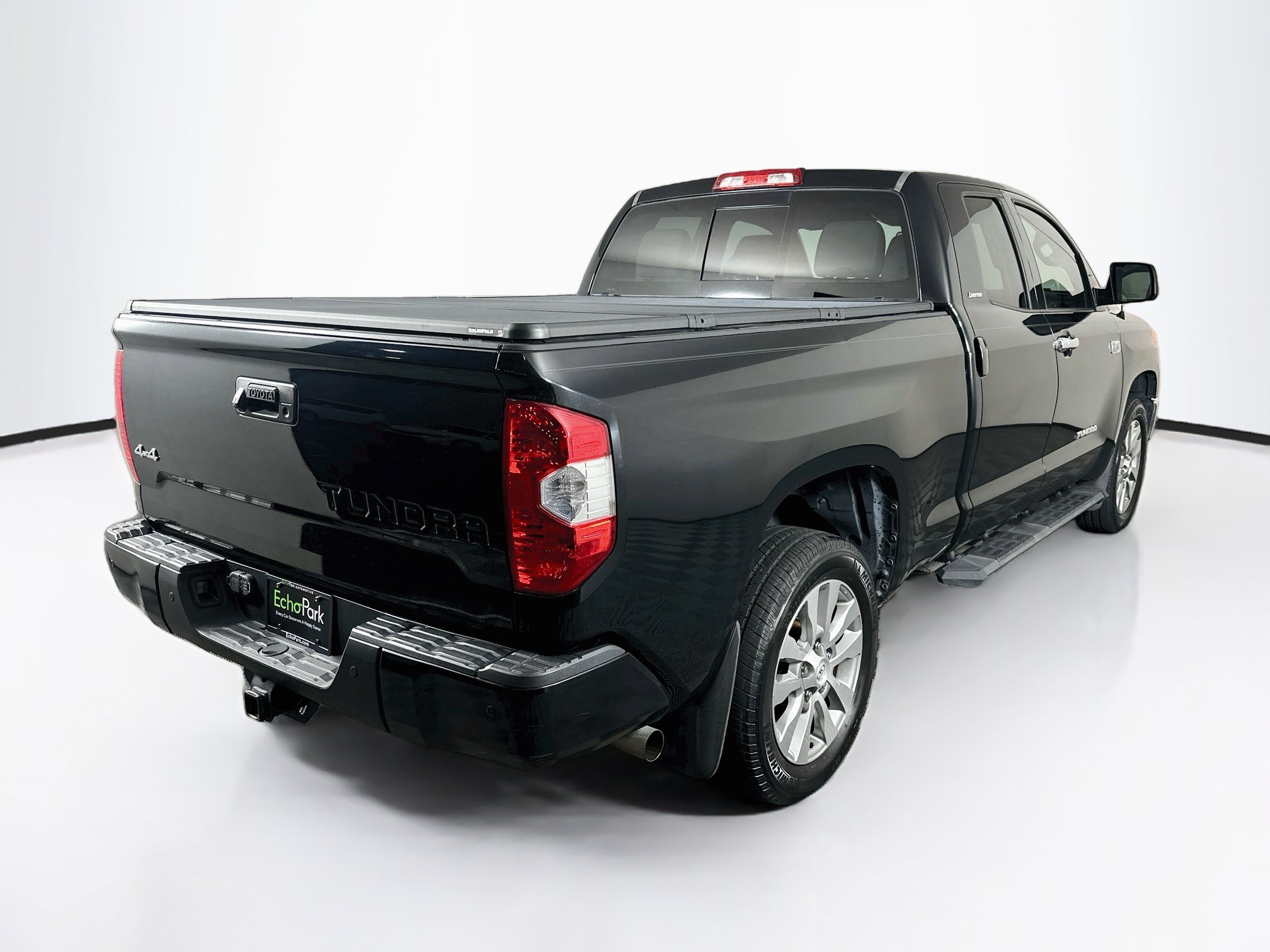 Used 2016 Toyota Tundra Limited w/ Limited Premium Package AWD/4WD image 9