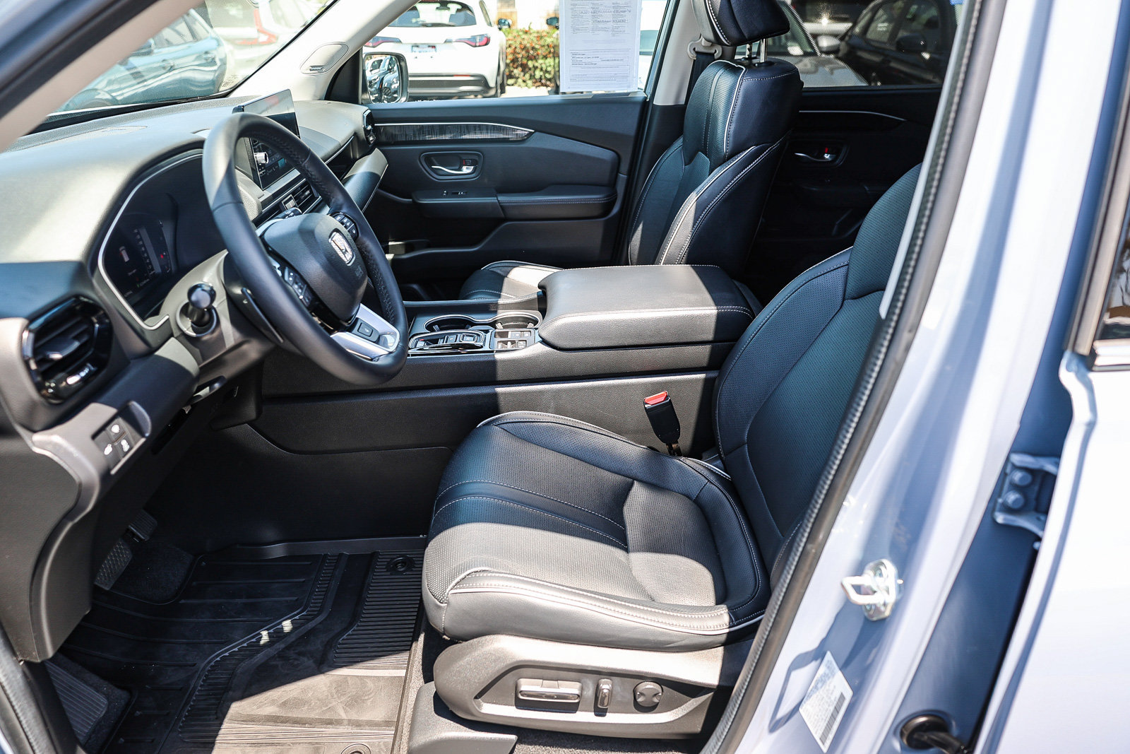 Certified 2024 Honda Pilot Elite image 12