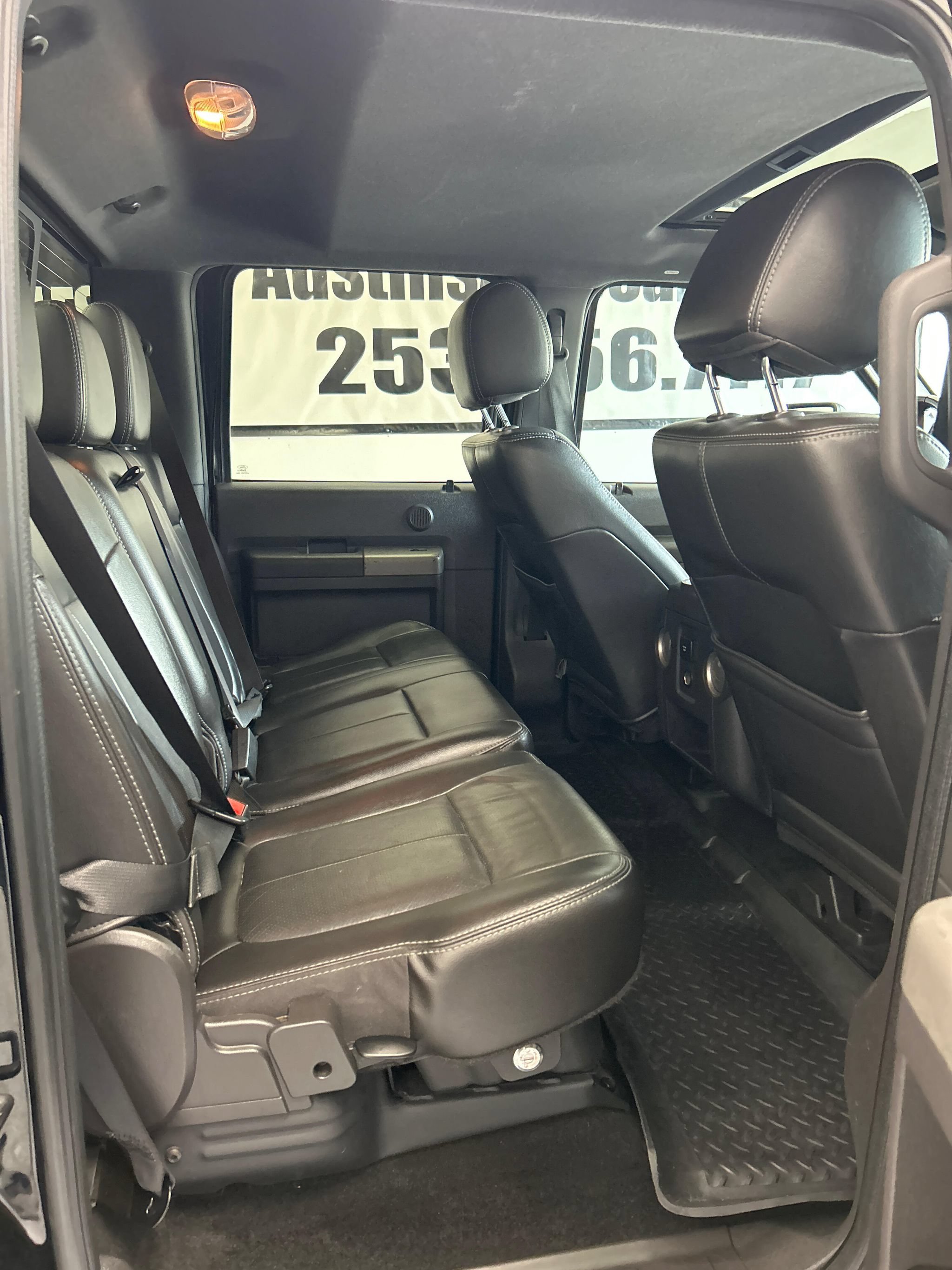 Used 2012 Ford F250 Lariat w/ Lariat Ultimate Pkg AWD/4WD image 11