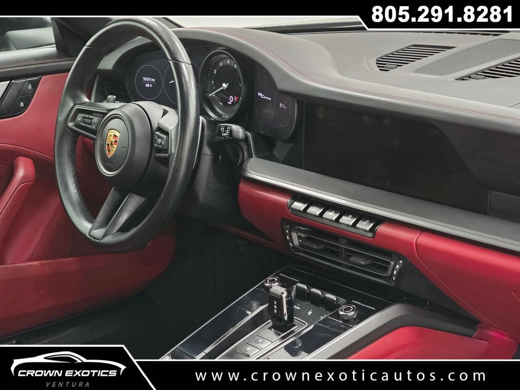 Used 2024 Porsche 911 Carrera RWD image 27