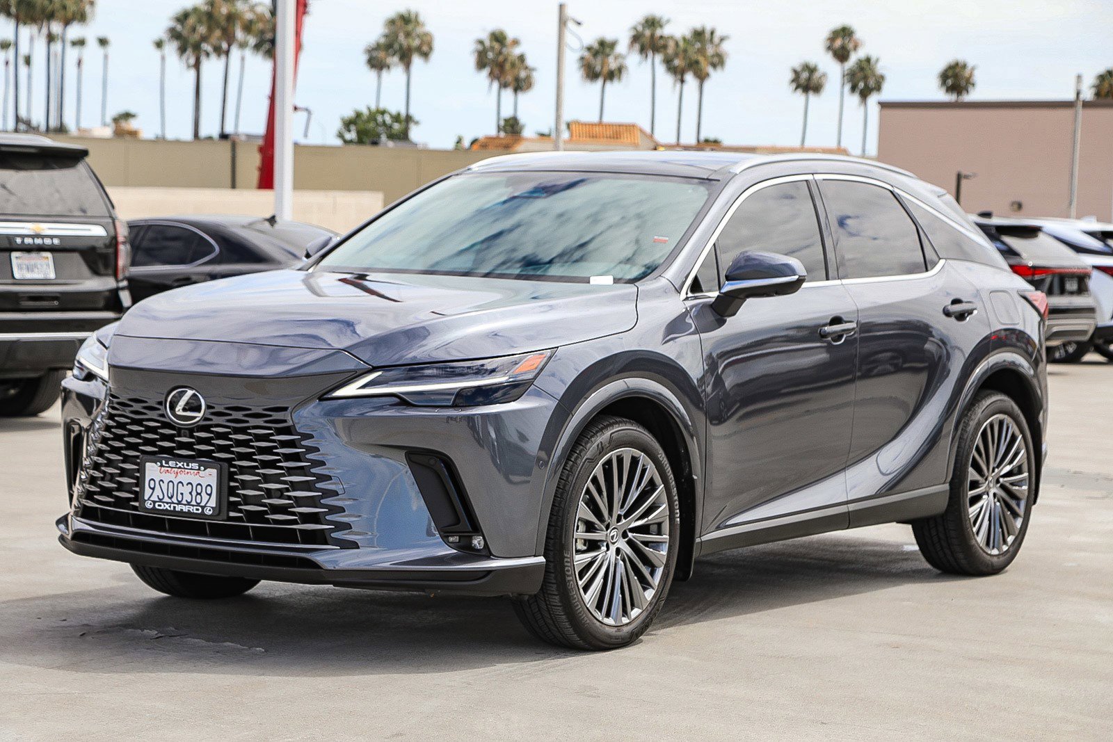 Used 2025 Lexus RX 450h AWD w/ Convenience Package image 3