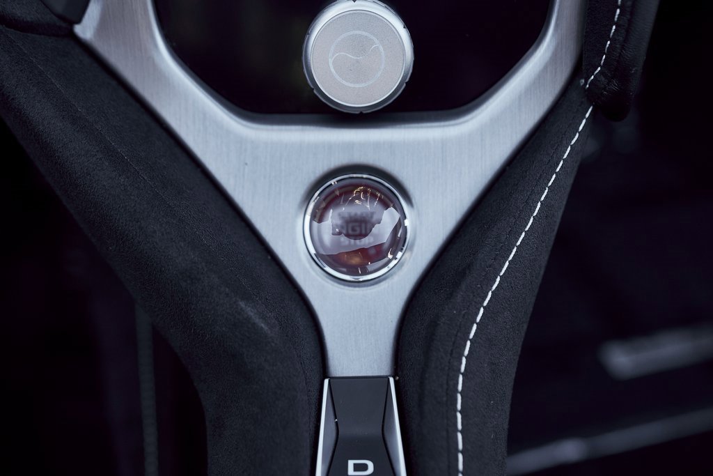 Used 2024 McLaren 750S Spider image 65