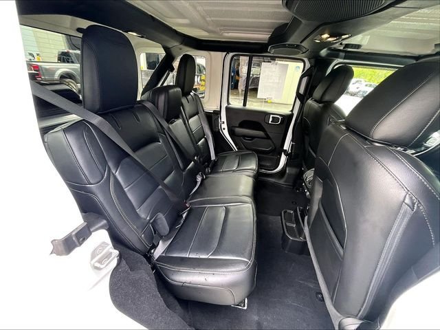 Used 2021 Jeep Wrangler Unlimited Sahara w/ Uconnect 4C Nav & Sound Group AWD/4WD image 22