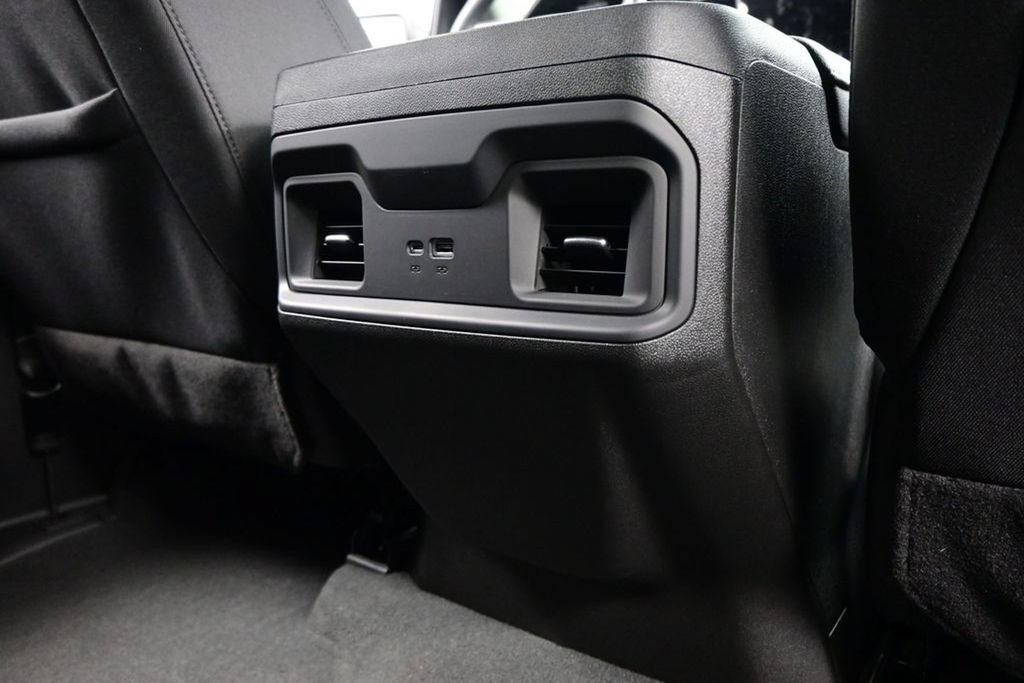 Used 2025 Chevrolet Silverado 1500 RST w/ Z71 Off-Road Package AWD/4WD image 40
