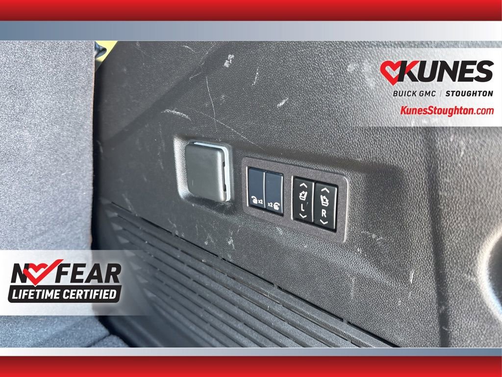 Used 2024 Chevrolet Tahoe High Country image 42