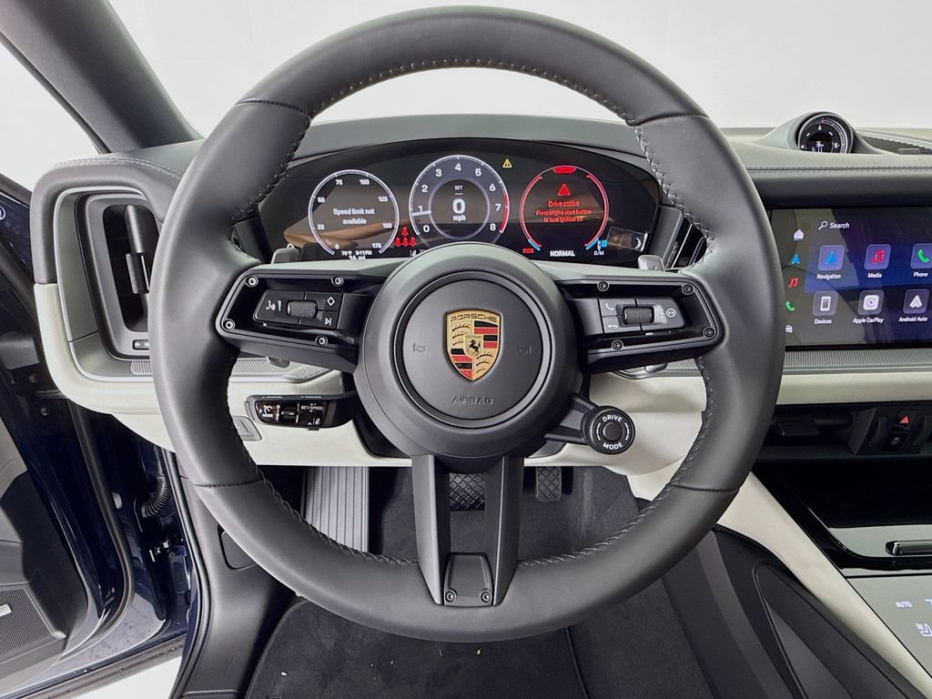 New 2026 Porsche Cayenne Coupe AWD/4WD image 17