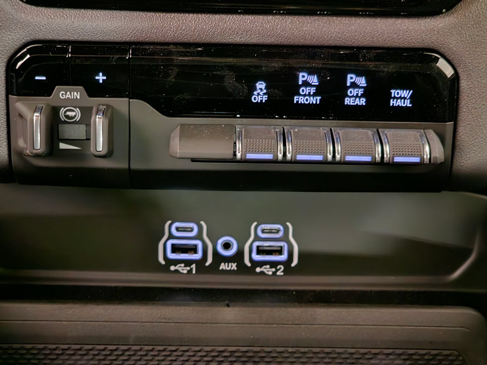 New 2026 RAM 1500 Big Horn AWD/4WD image 13