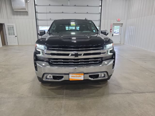 Used 2021 Chevrolet Silverado 1500 LTZ w/ LTZ Premium Package AWD/4WD image 3