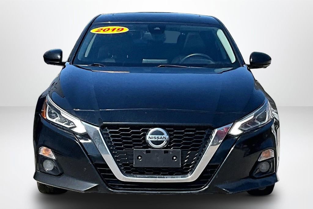 Used 2019 Nissan Altima 2.5 Platinum AWD/4WD image 2
