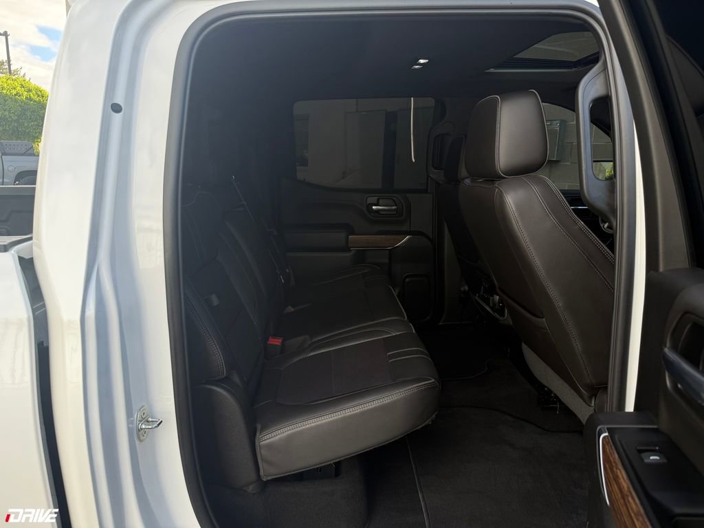 Used 2019 Chevrolet Silverado 1500 High Country w/ Technology Package image 27