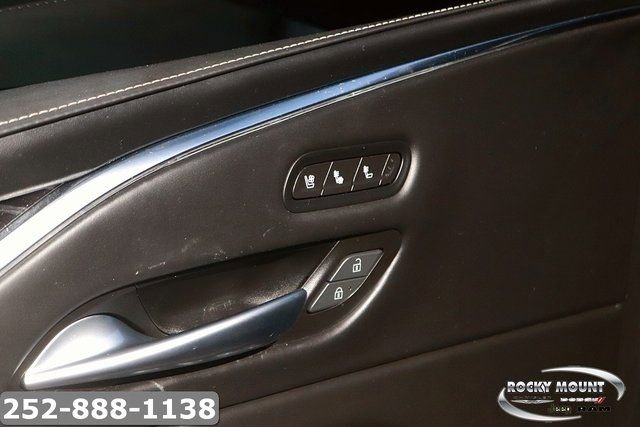 Used 2023 Cadillac Escalade V AWD/4WD image 12