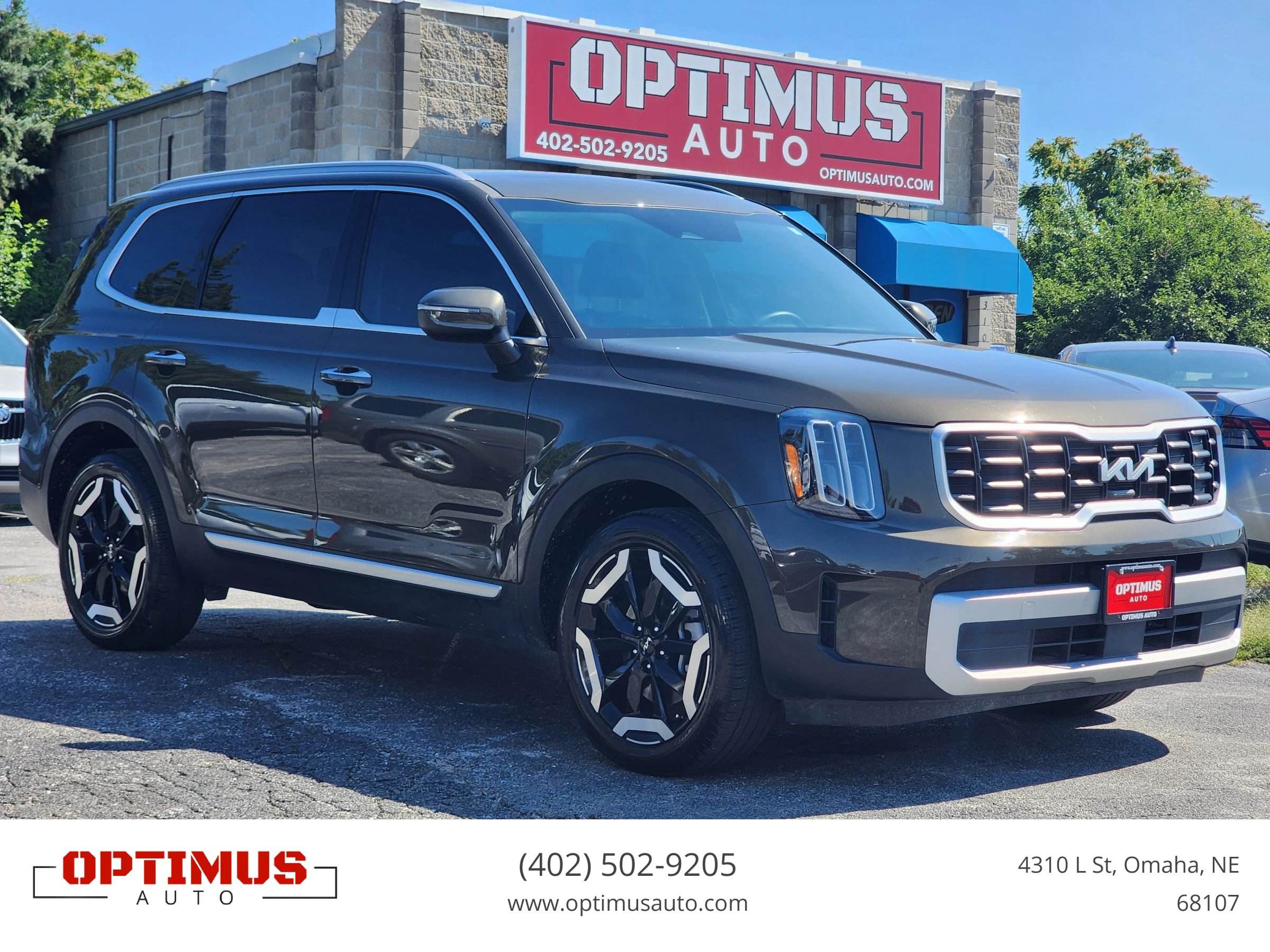 Used 2024 Kia Telluride S w/ S Sunroof Package