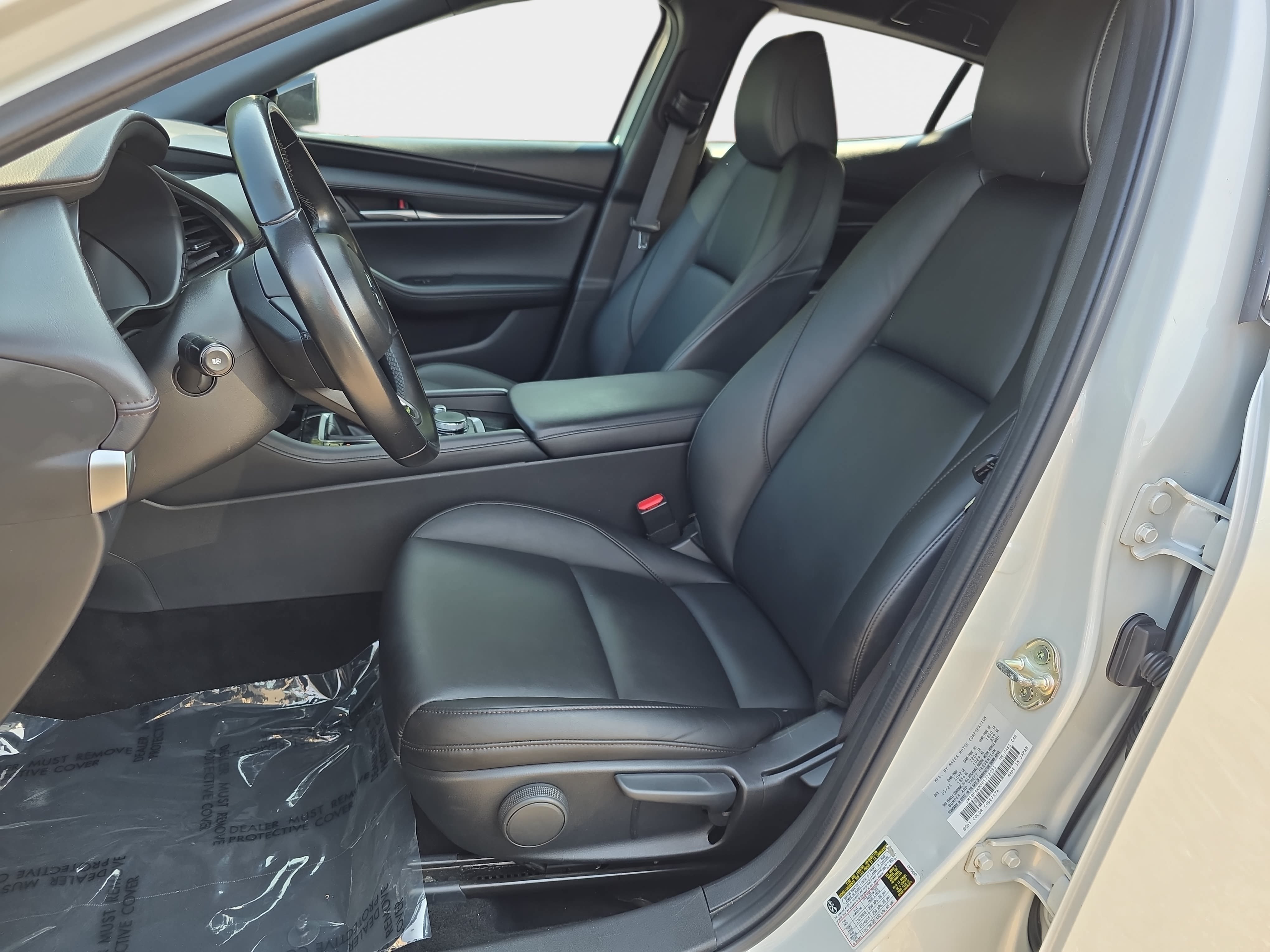 Used 2024 MAZDA MAZDA3 s FWD image 13
