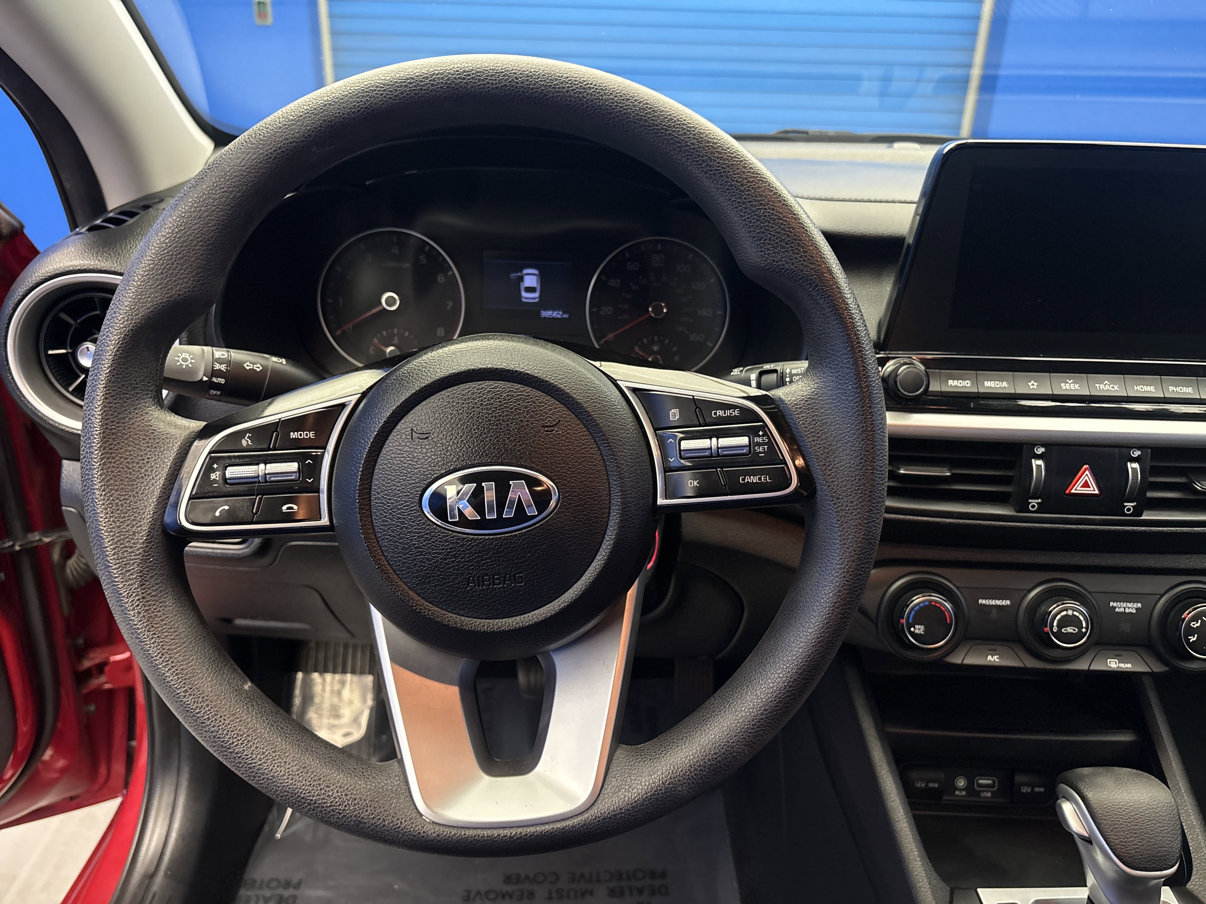 Used 2021 Kia Forte LXS FWD image 13