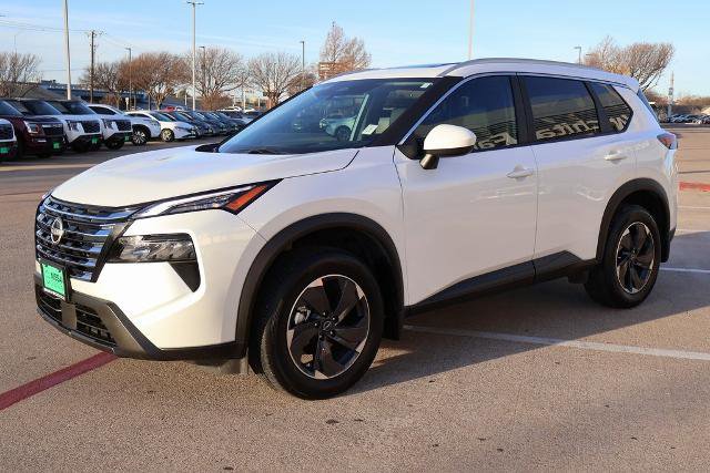 Certified 2024 Nissan Rogue SV w/ SV Premium Package image 3