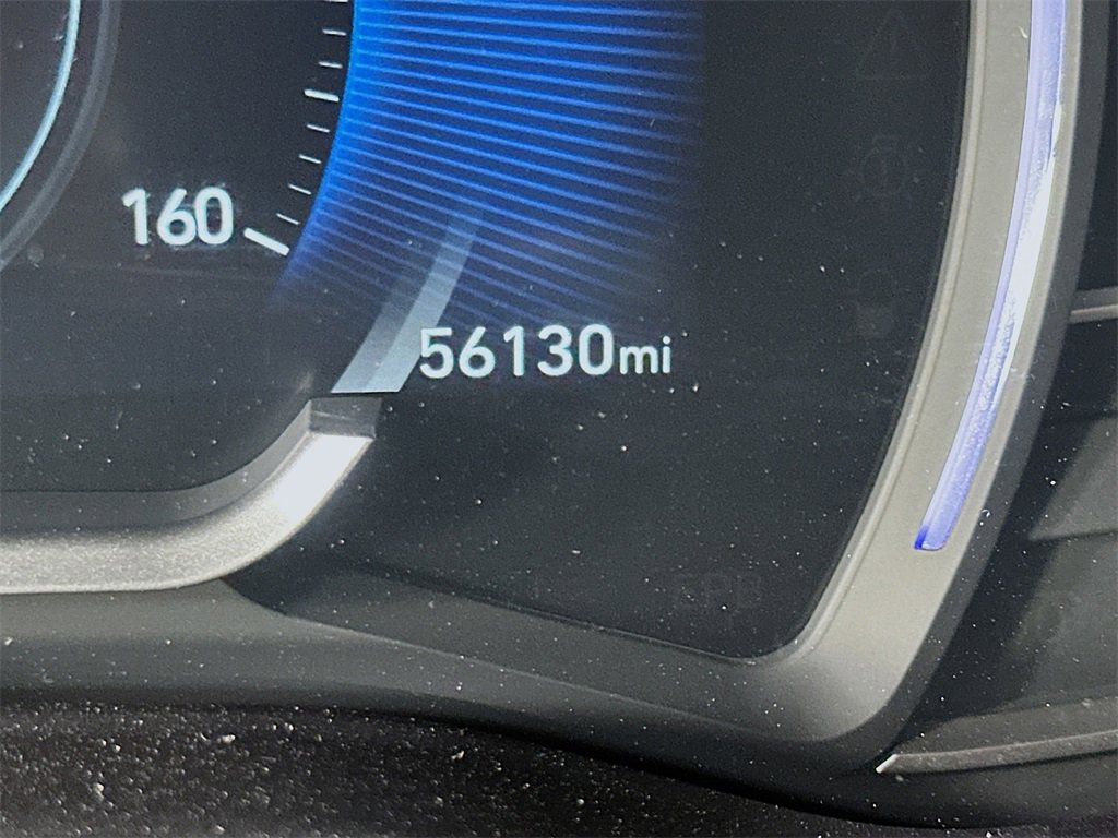 Used 2019 Hyundai Santa Fe FWD image 34