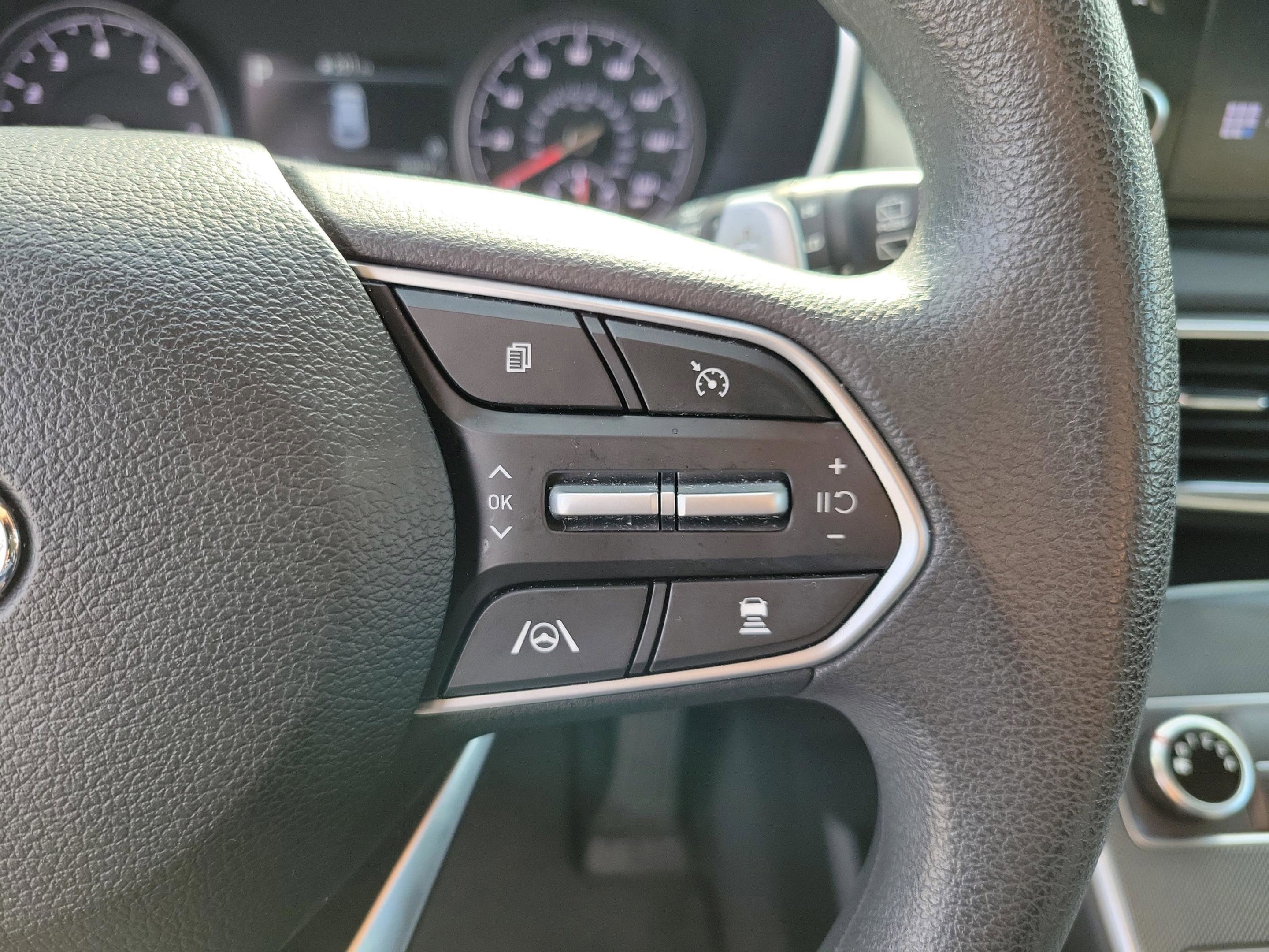 Certified 2022 Hyundai Santa Fe SEL image 19