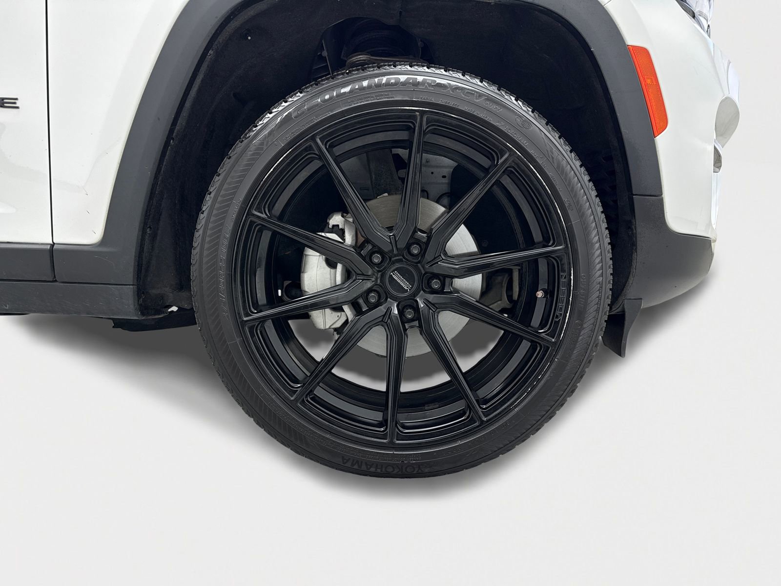 Used 2025 Jeep Grand Cherokee Limited w/ Black Appearance Package image 44