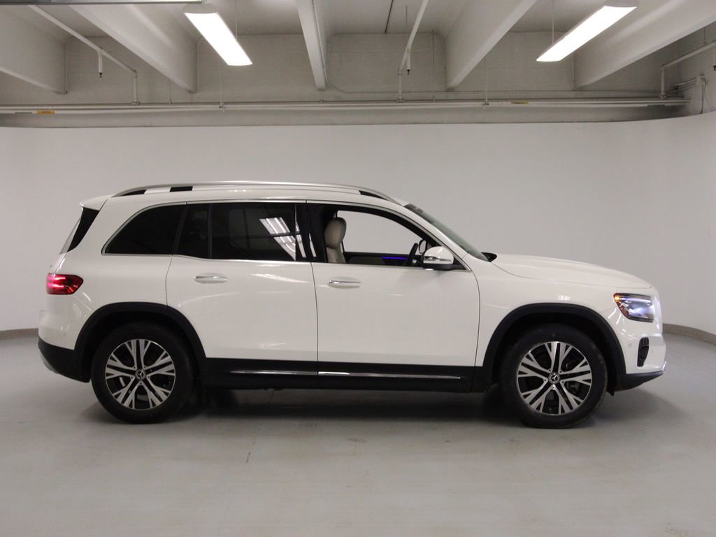 Certified 2025 Mercedes-Benz GLB 250 4MATIC image 5
