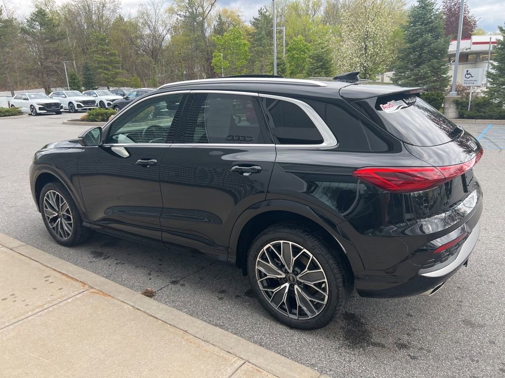 Used 2025 Audi Q5 Premium Plus w/ Premium Plus AWD/4WD image 38
