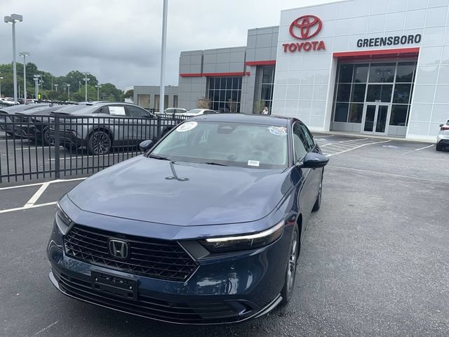 Used 2025 Honda Accord EX-L image 1