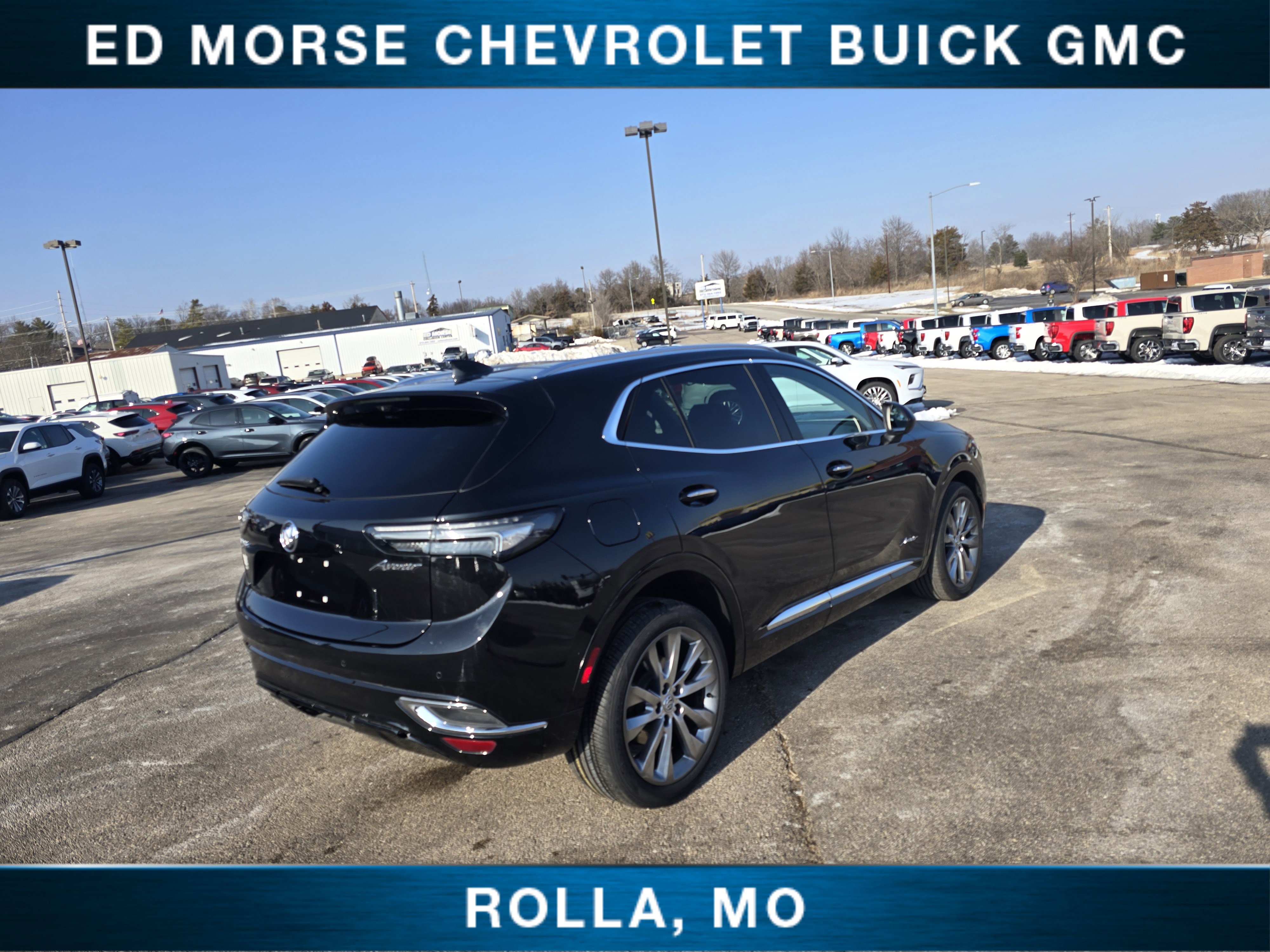 Used 2023 Buick Envision Avenir image 3