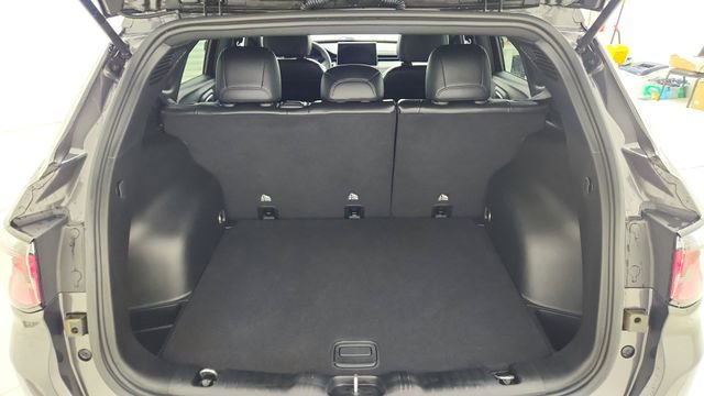 Used 2023 Jeep Compass Latitude AWD/4WD image 32