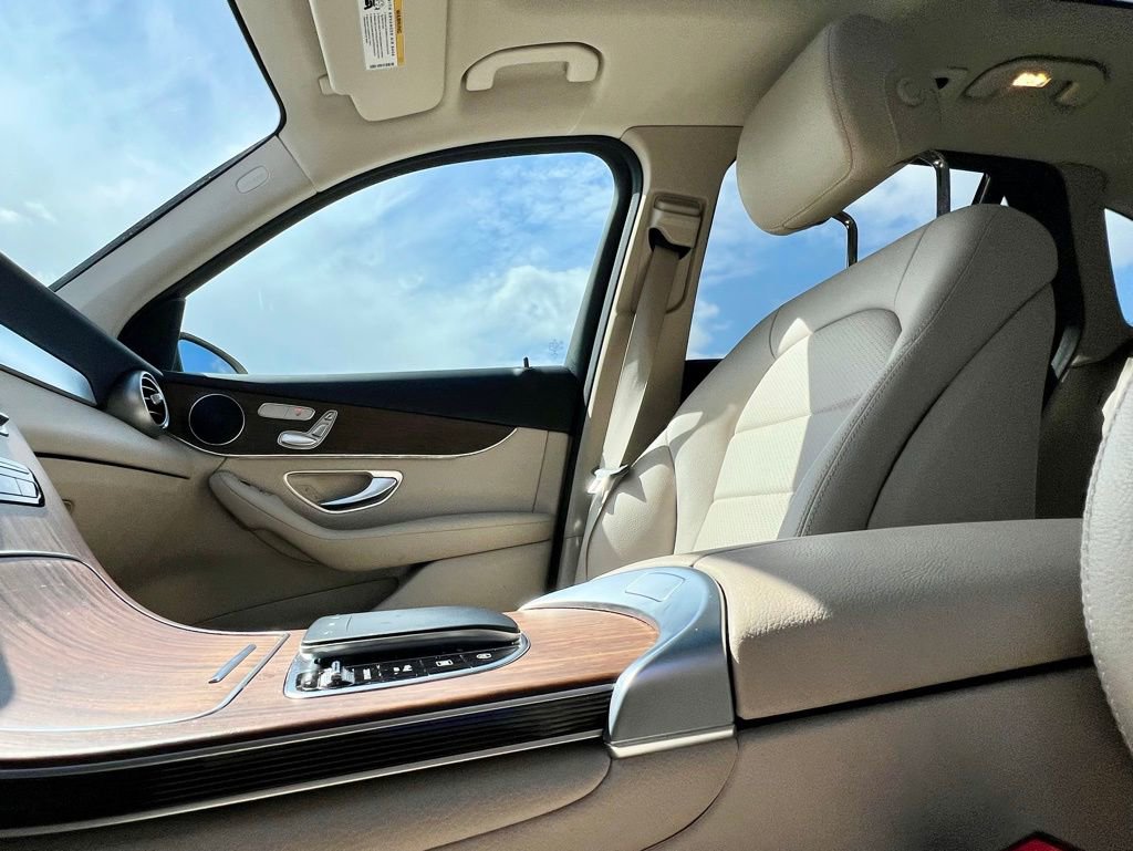 Certified 2022 Mercedes-Benz GLC 300 4MATIC image 11