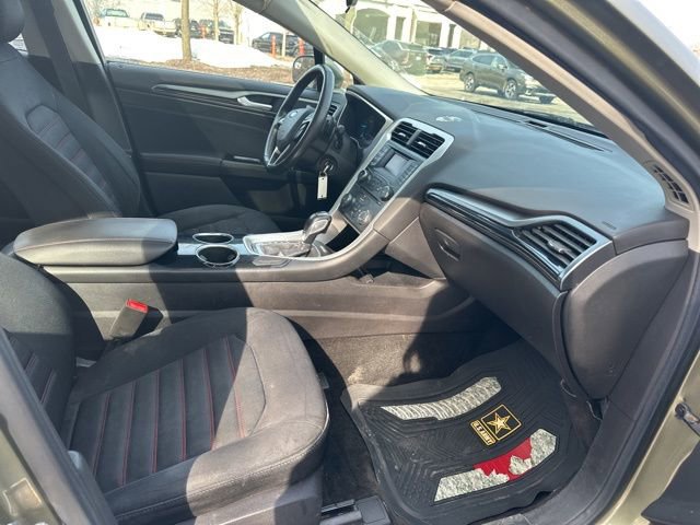 Used 2013 Ford Fusion SE image 26