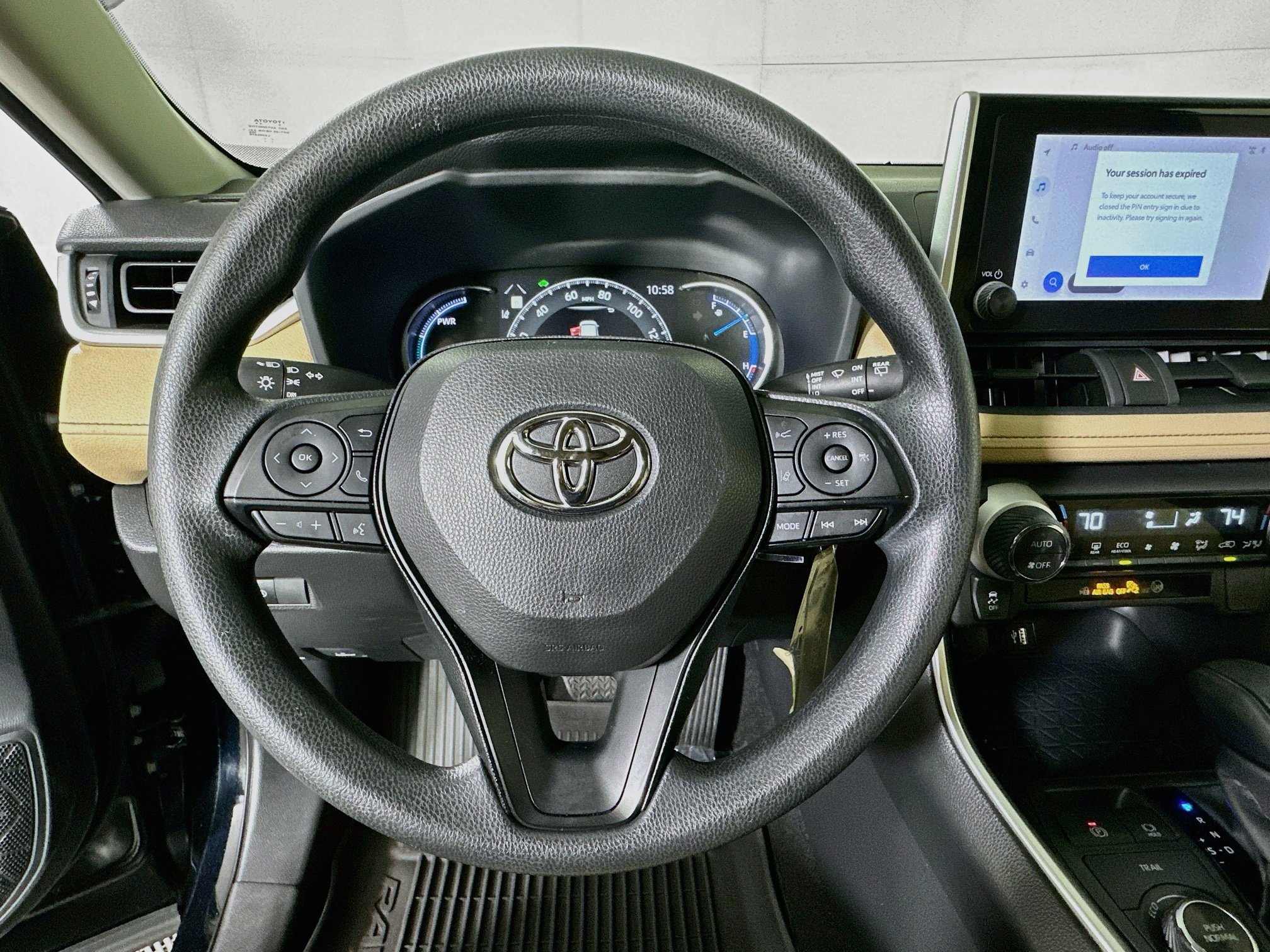 Certified 2023 Toyota RAV4 LE AWD/4WD image 15