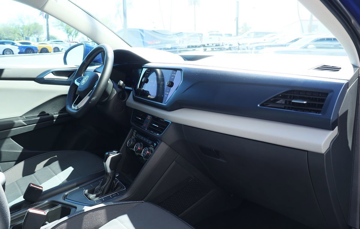 Used 2023 Volkswagen Taos SE FWD image 35