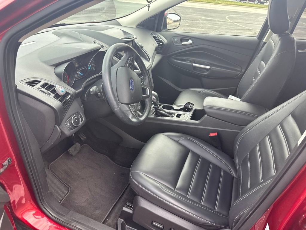 Used 2019 Ford Escape SEL FWD image 9