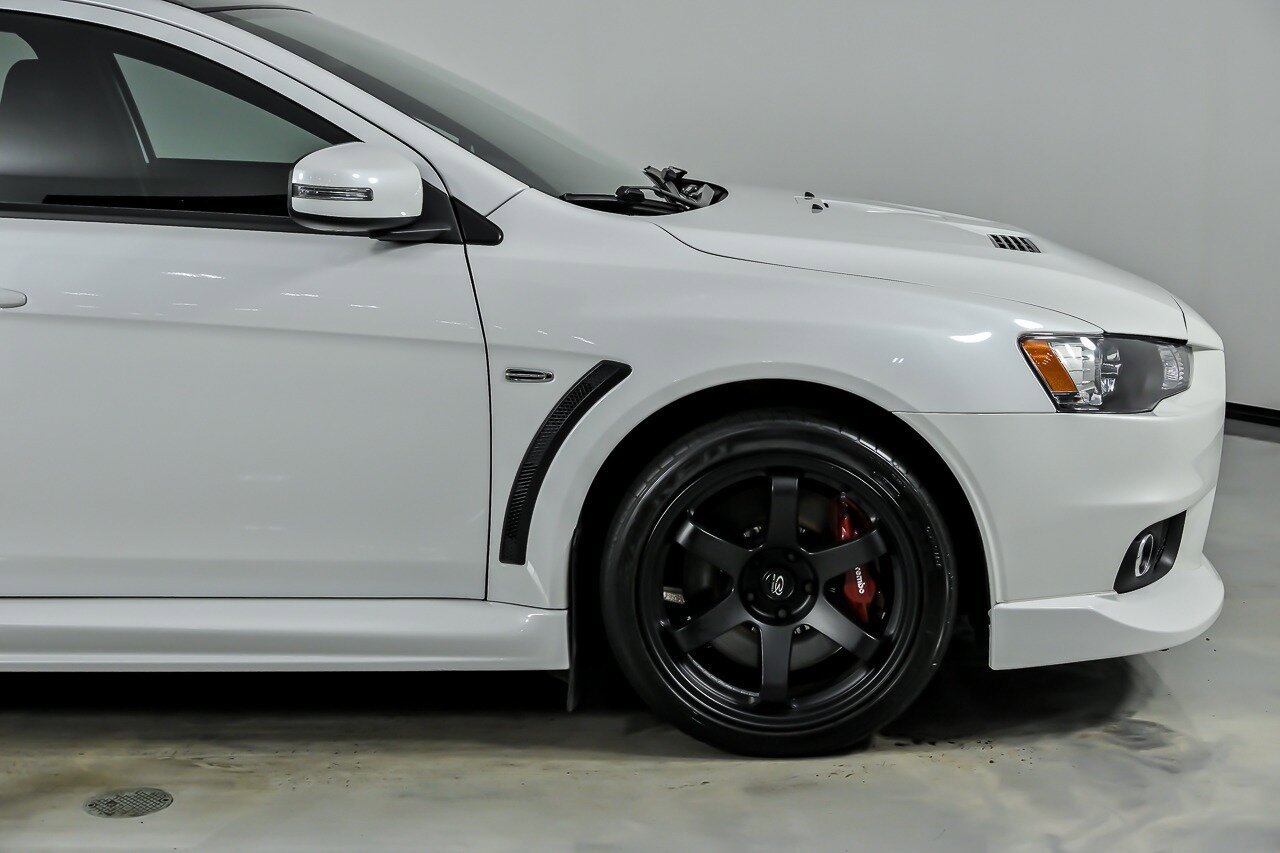 Used 2015 Mitsubishi Lancer Evolution Final Edition AWD/4WD image 15